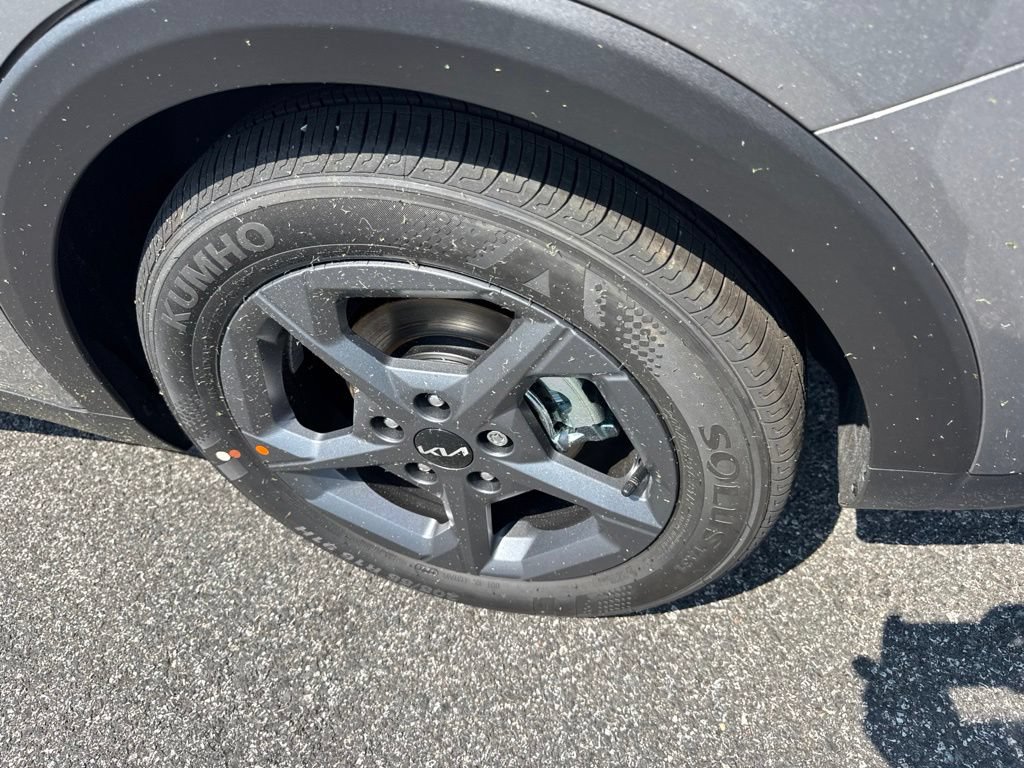 New 2026 Kia K4 FWD image 19