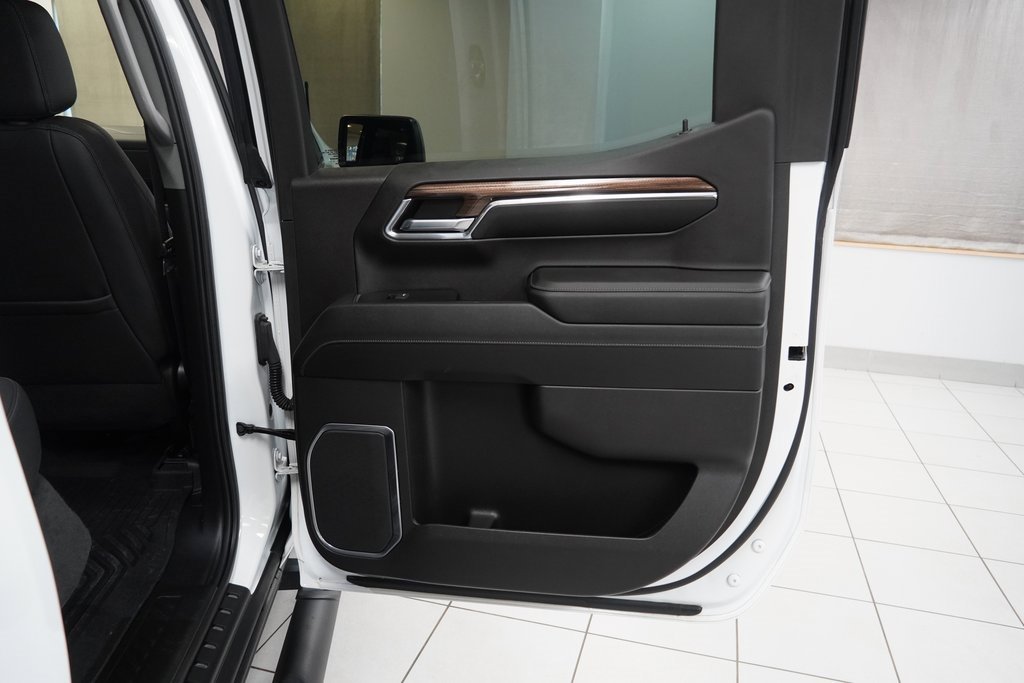 Certified 2024 Chevrolet Silverado 1500 LT Trail Boss w/ Convenience Package II image 25