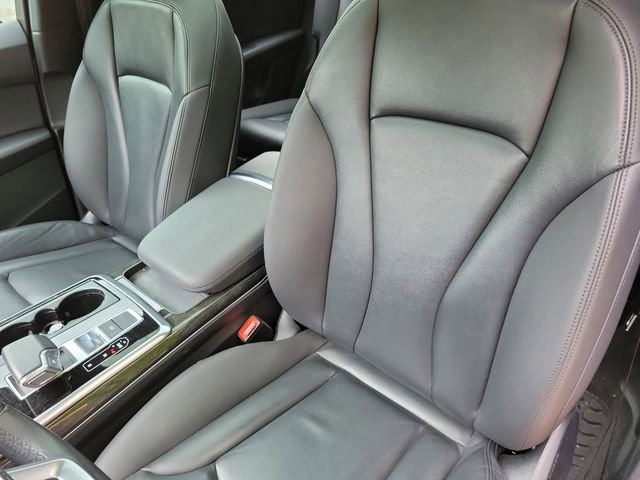 Used 2021 Audi Q7 2.0T Premium w/ Convenience Package AWD/4WD image 11