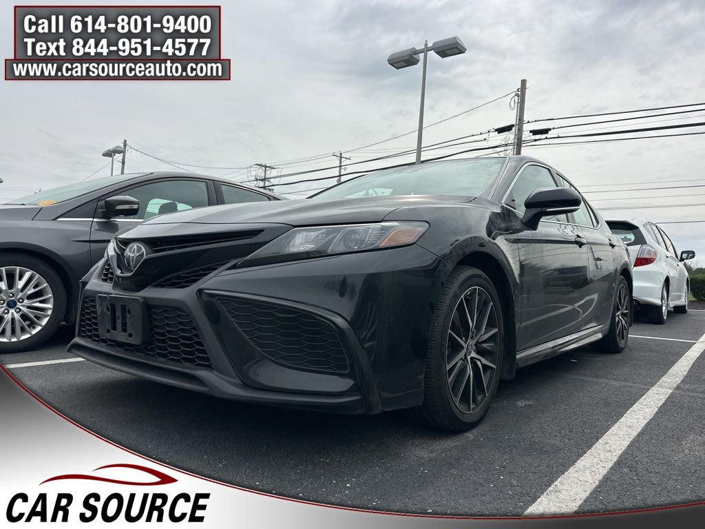 Used 2023 Toyota Camry SE w/ Cold Weather Package