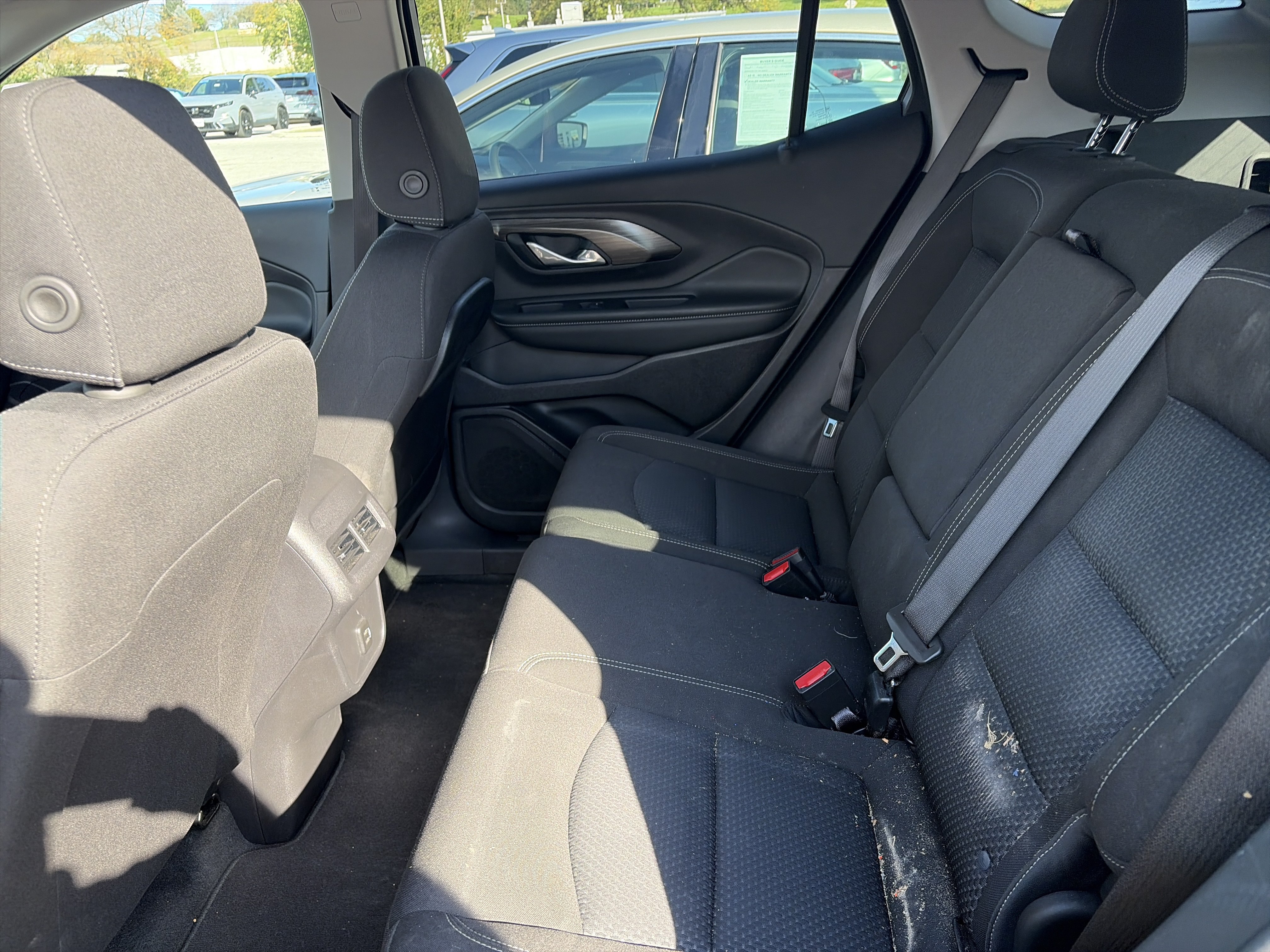 Used 2024 GMC Terrain SLE w/ Elevation Edition AWD/4WD image 18