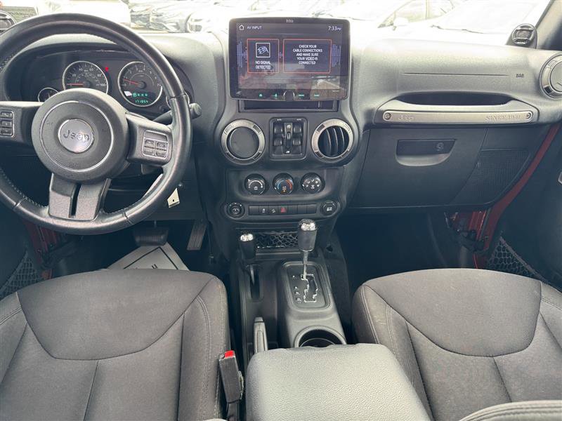 Used 2014 Jeep Wrangler Unlimited Sport w/ Quick Order Package 24S AWD/4WD image 23