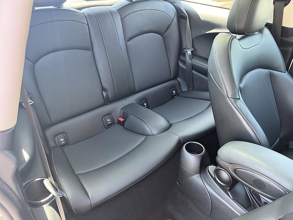 Used 2020 MINI Cooper S w/ Premium Package image 16