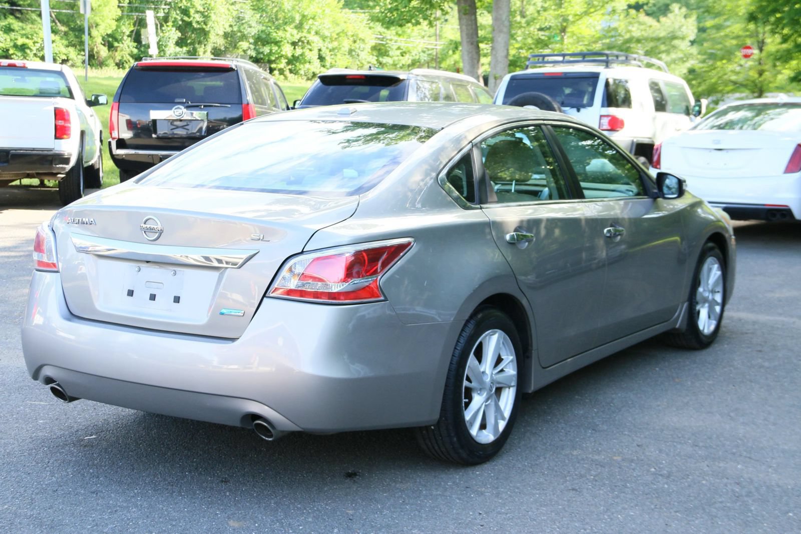 Used 2014 Nissan Altima 2.5 SL w/ Technology Package FWD image 7