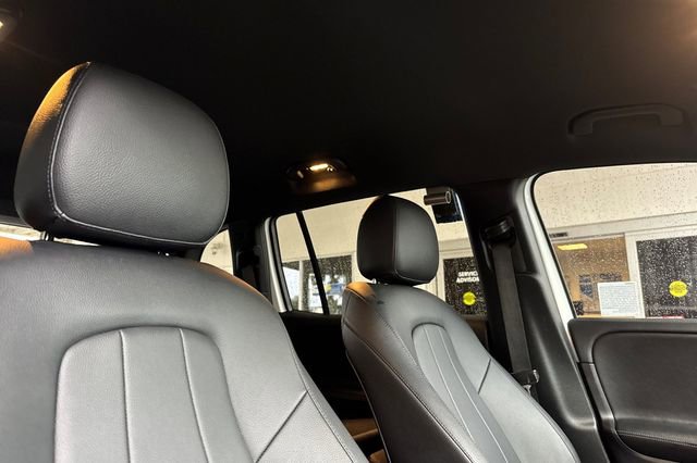 Used 2021 Mercedes-Benz GLB 250 w/ Premium Package image 20