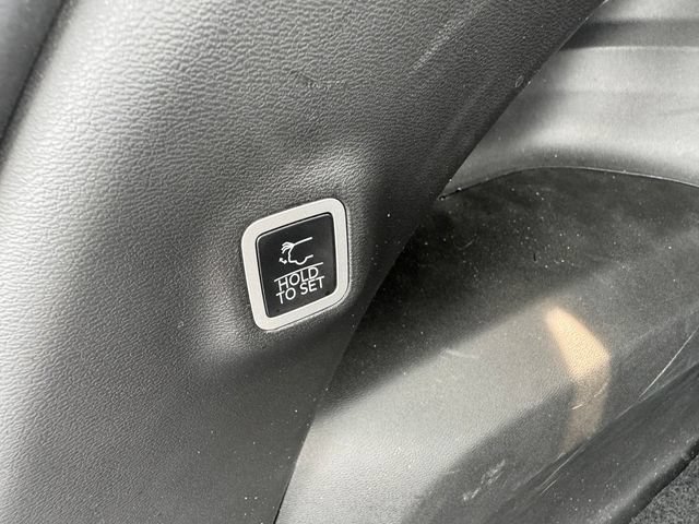 Used 2025 Jeep Wagoneer S Limited AWD/4WD image 18