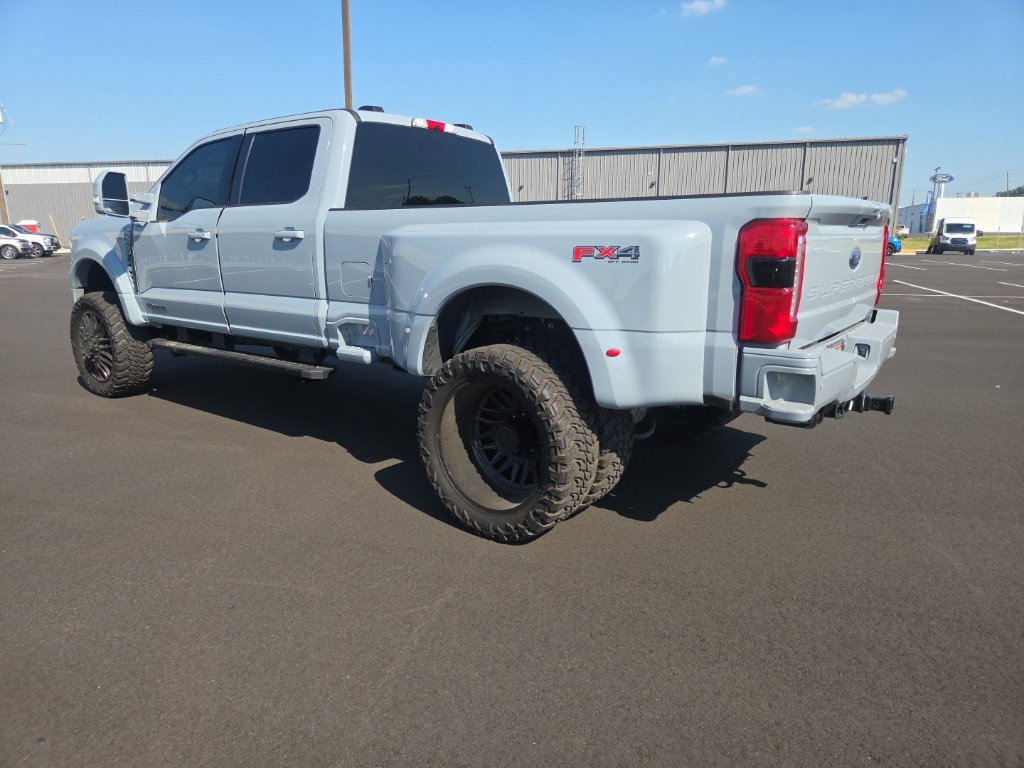 Used 2025 Ford F450 Lariat w/ FX4 Off-Road Package AWD/4WD image 17