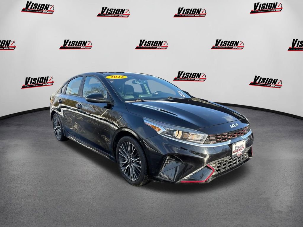 Certified 2022 Kia Forte GT-Line image 3