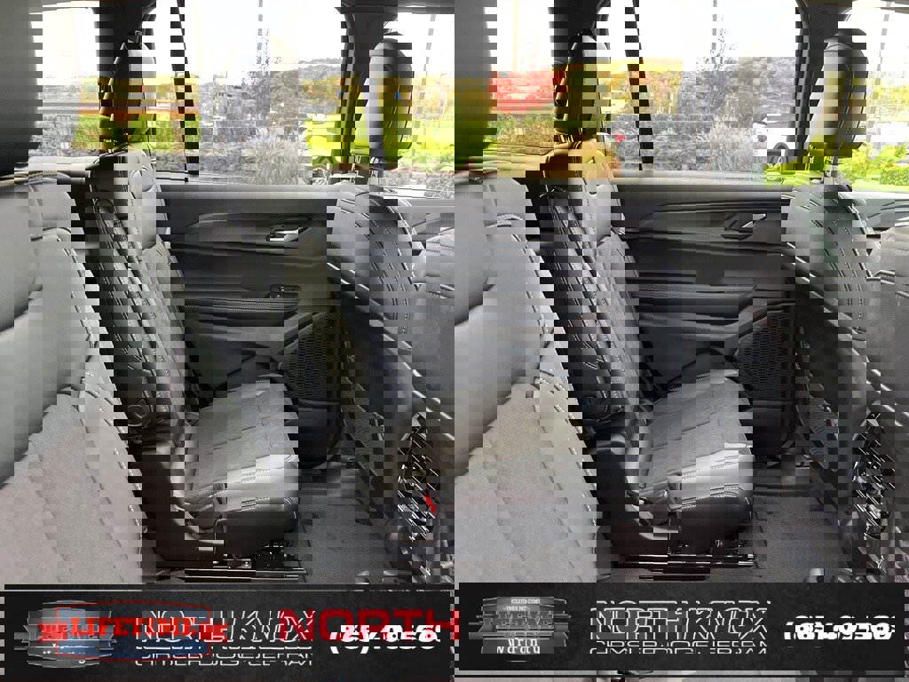 New 2025 Jeep Grand Cherokee L Altitude image 24