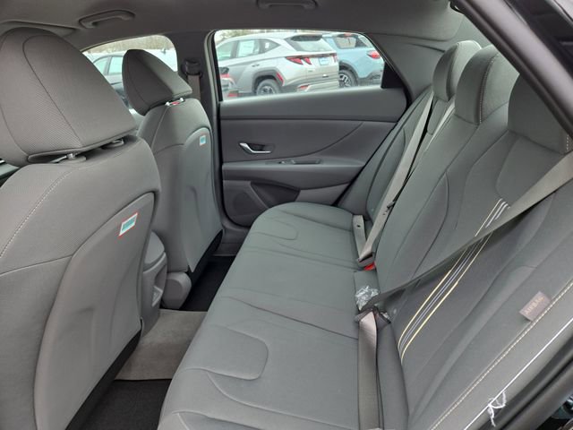 New 2026 Hyundai Elantra Hybrid FWD image 27