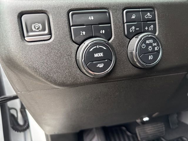 Certified 2024 Chevrolet Silverado 2500 LT w/ All Star Edition image 24
