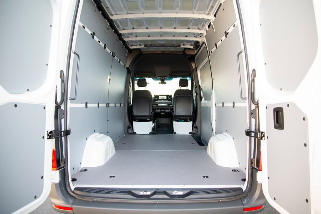 New 2026 Mercedes-Benz Sprinter 2500 image 18