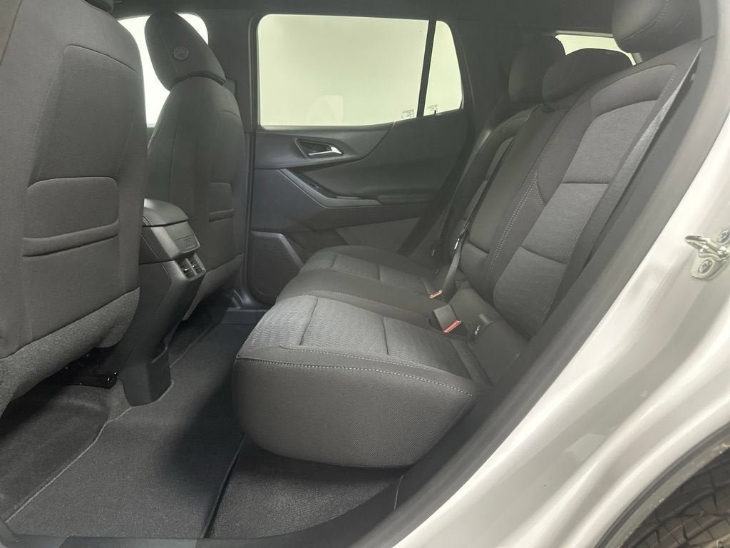 New 2027 Chevrolet Equinox LT FWD image 20