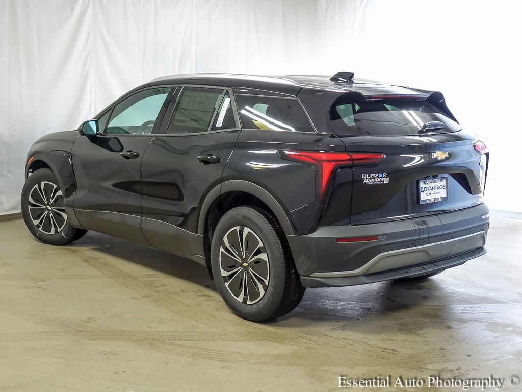 New 2026 Chevrolet Blazer EV LT AWD/4WD image 8
