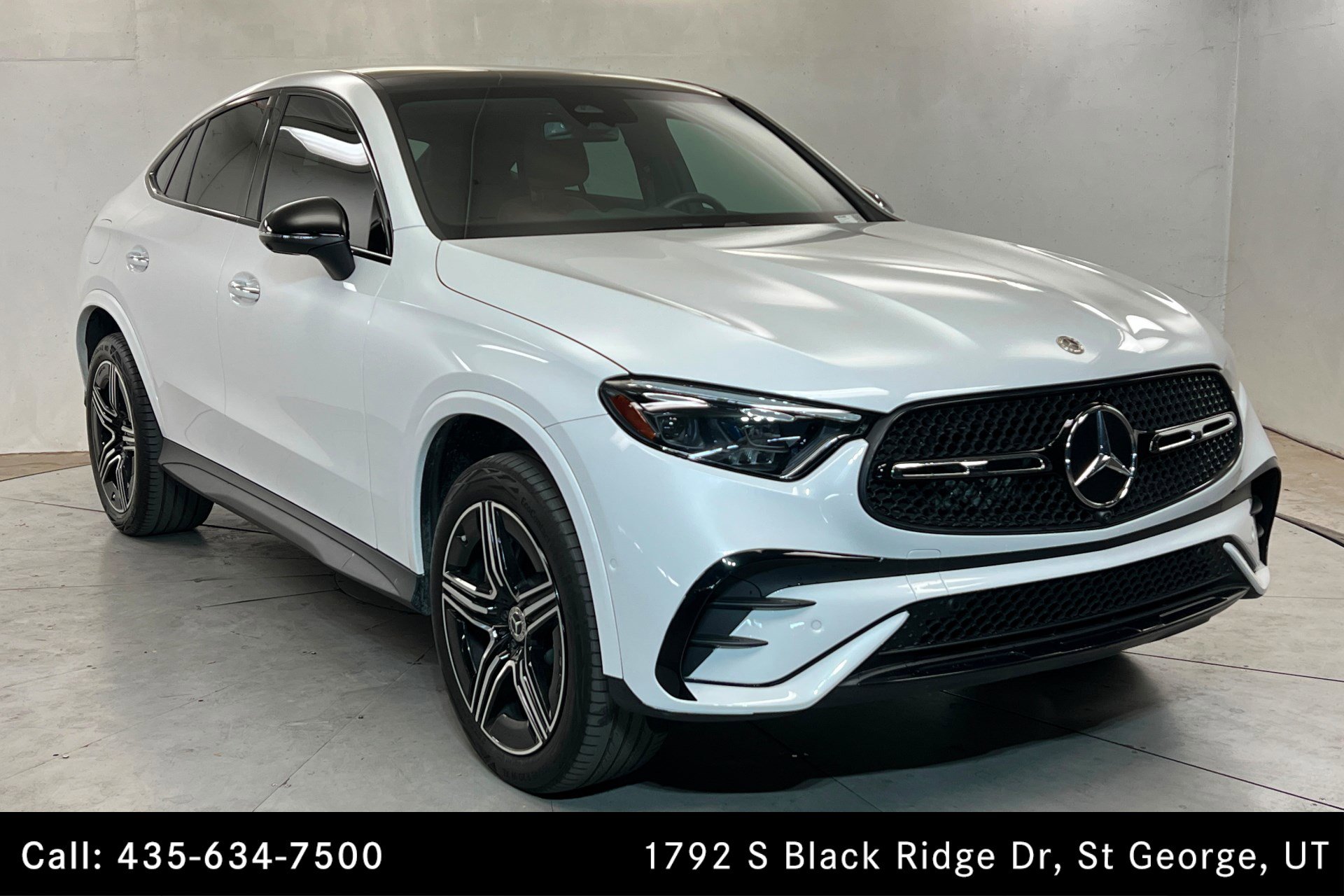 Used 2024 Mercedes-Benz GLC 300 4MATIC image 7
