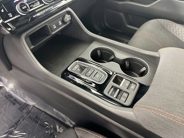 Used 2026 Honda Pilot Sport image 18