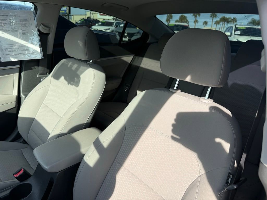 Used 2020 Hyundai Elantra Value Edition image 14