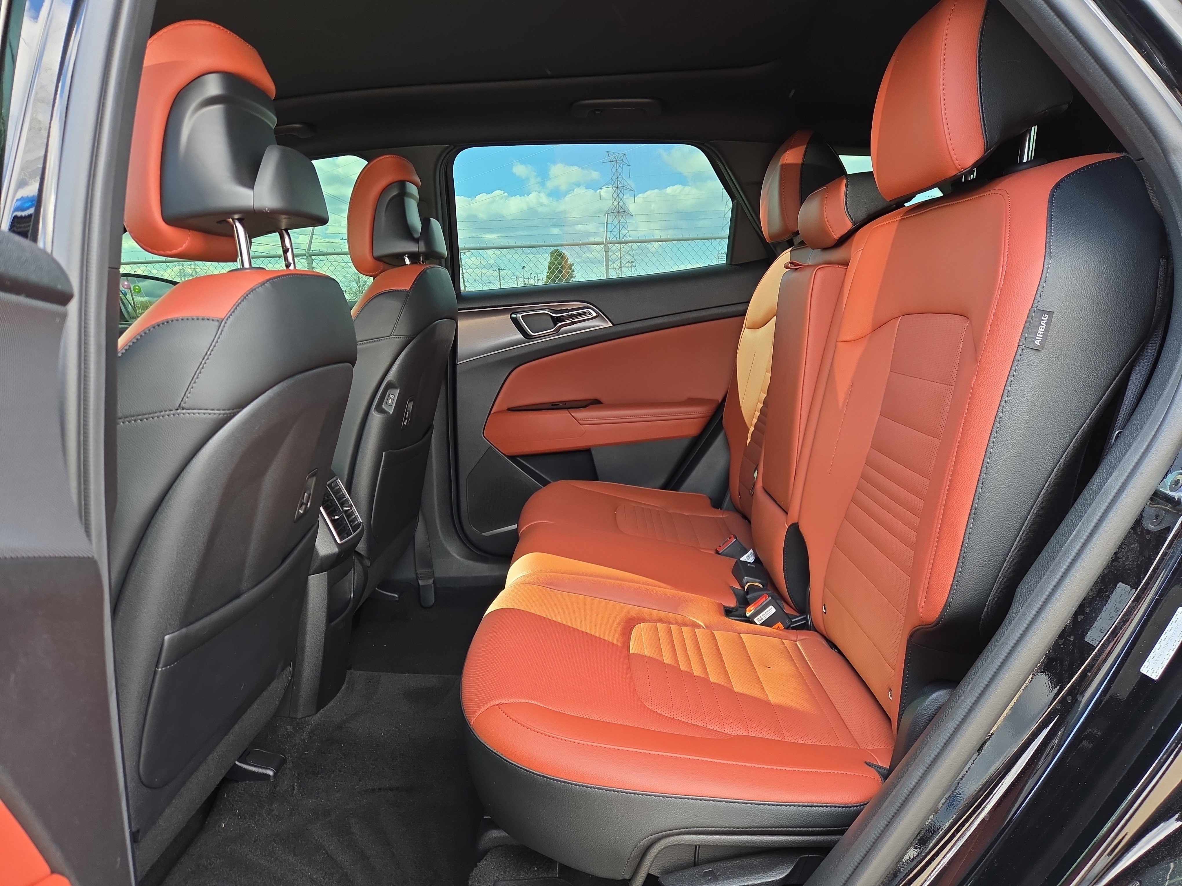 Used 2024 Kia Sportage SX image 8