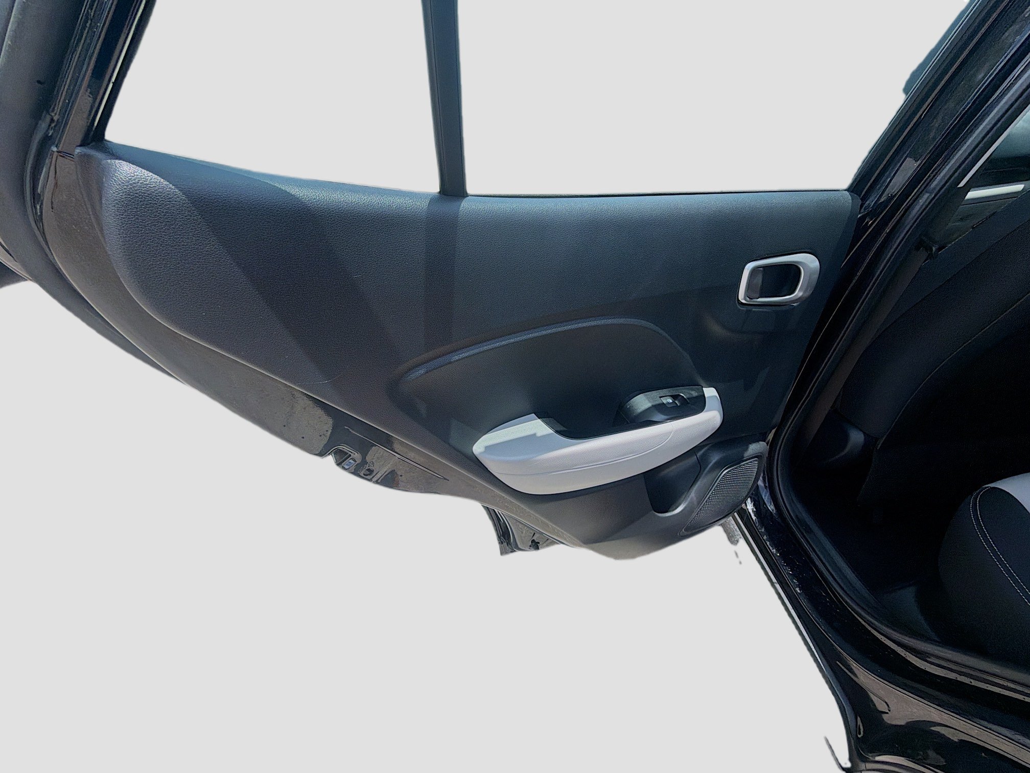 Used 2024 Hyundai Venue SEL FWD image 22