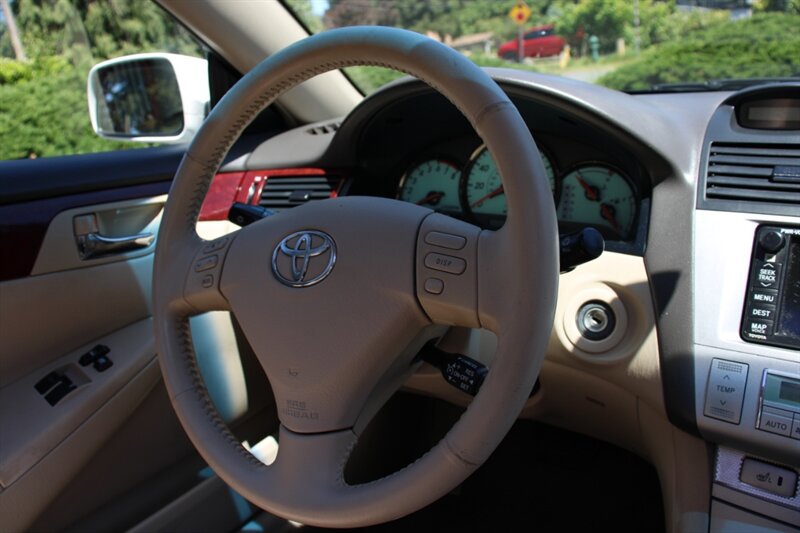 Used 2004 Toyota Solara SLE FWD image 15