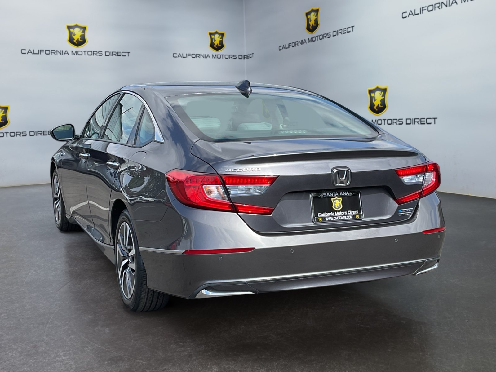 Used 2018 Honda Accord Touring image 7