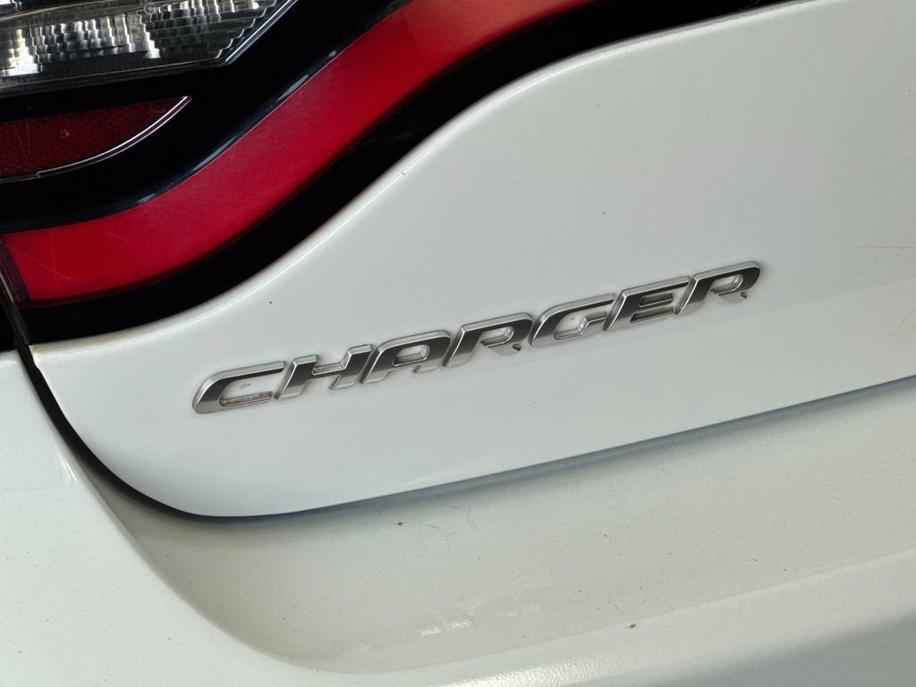 Used 2022 Dodge Charger SXT image 24