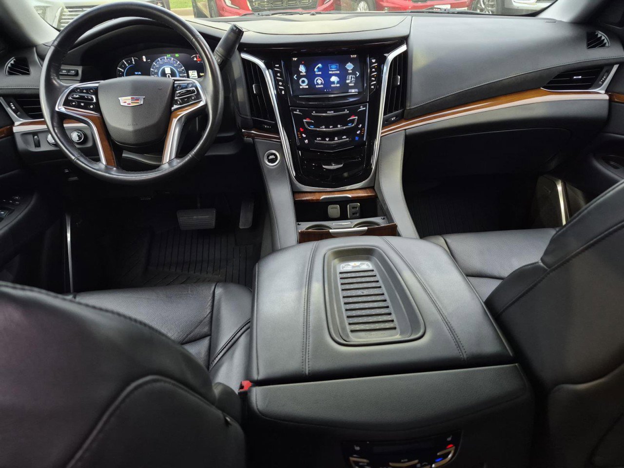 Certified 2020 Cadillac Escalade Premium Luxury image 21