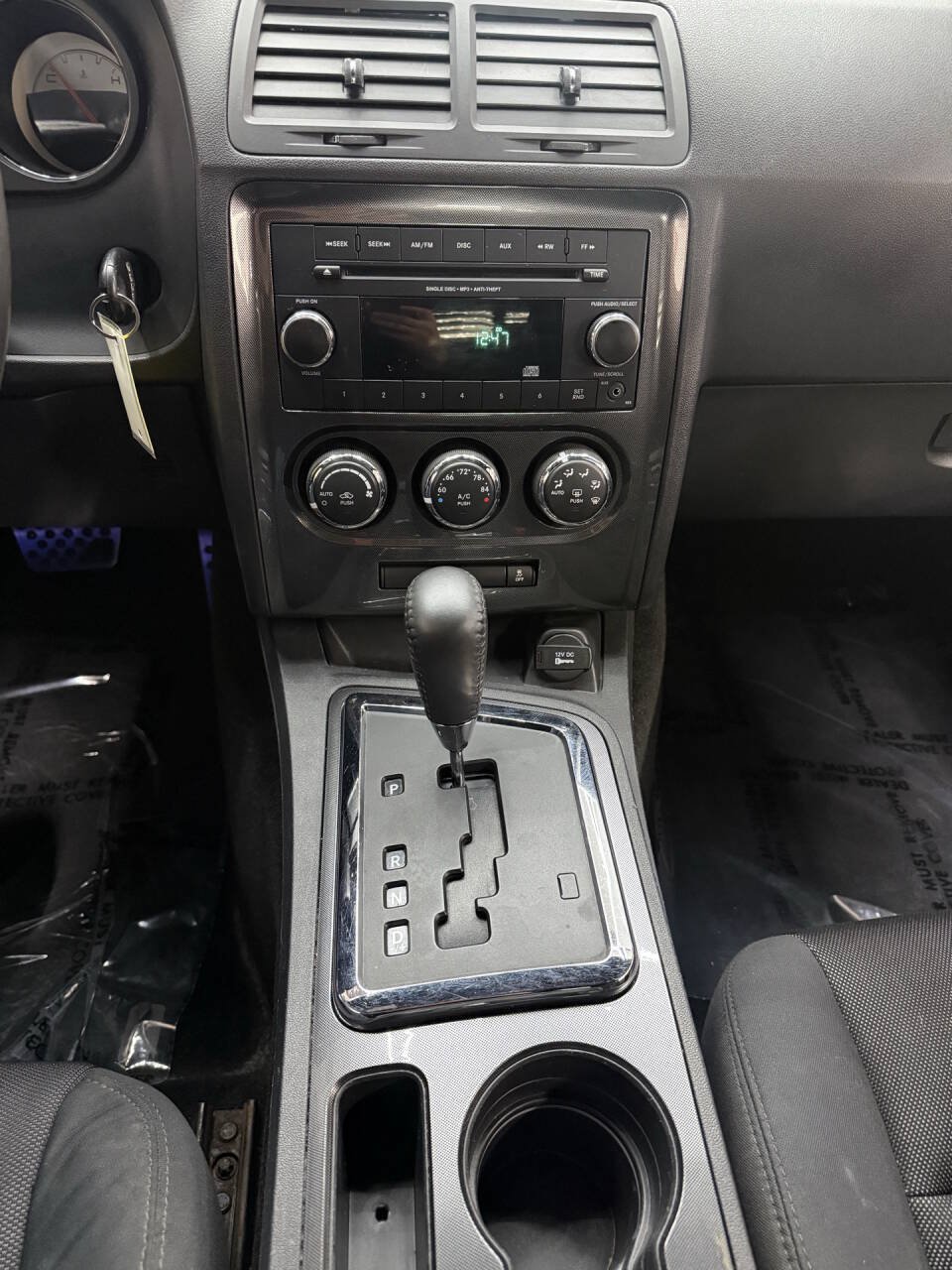 Used 2014 Dodge Challenger SXT RWD image 25
