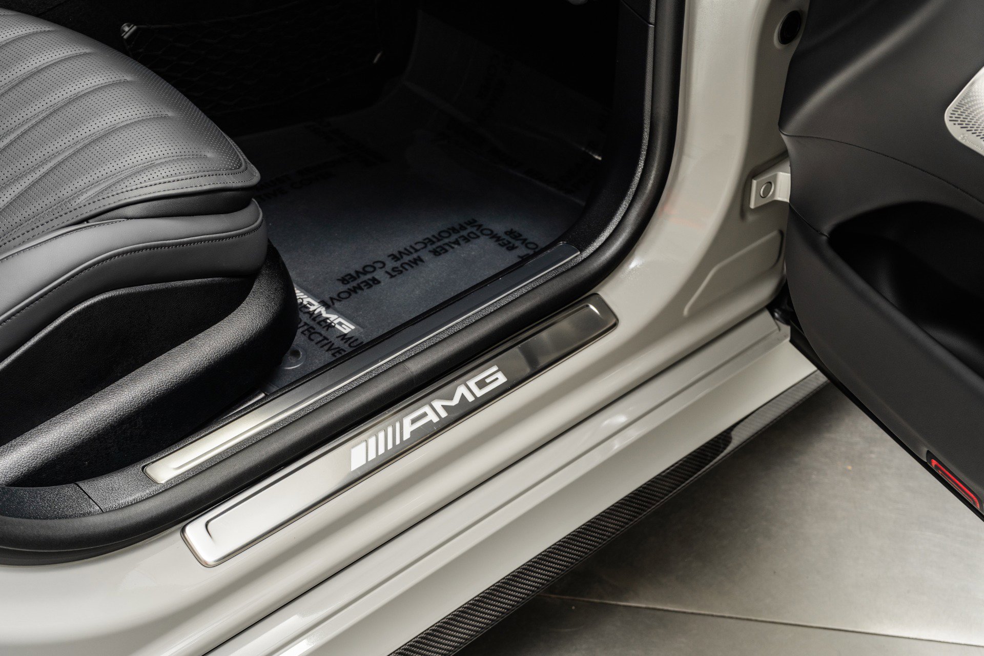 Used 2025 Mercedes-Benz S 63 AMG S image 34