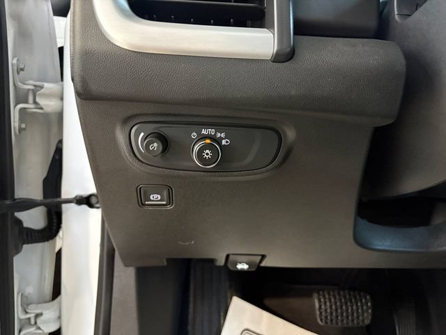 Used 2020 GMC Terrain SLE w/ Driver Convenience Package AWD/4WD image 18