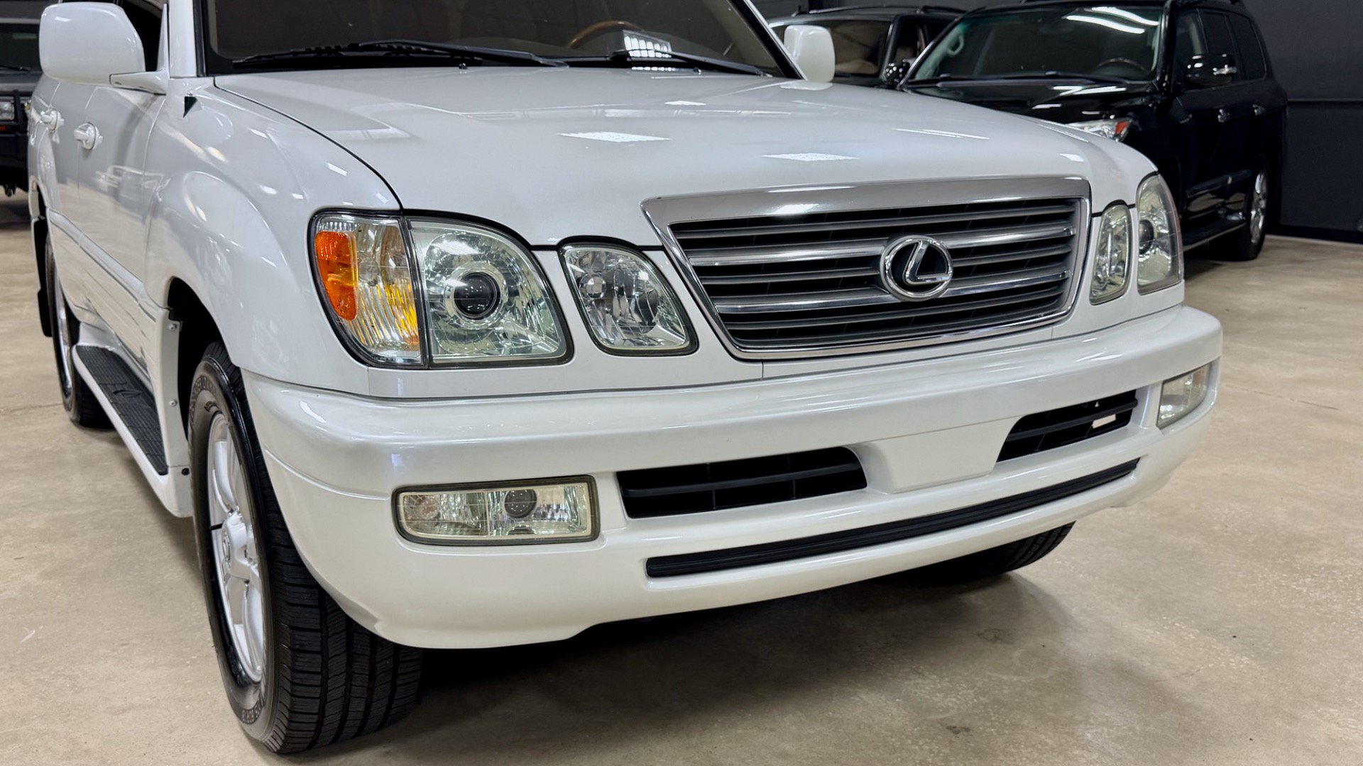 Used 2003 Lexus LX 470 4WD image 5