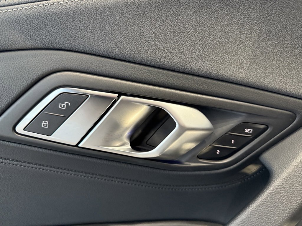 Used 2024 BMW Z4 sDrive30i image 7