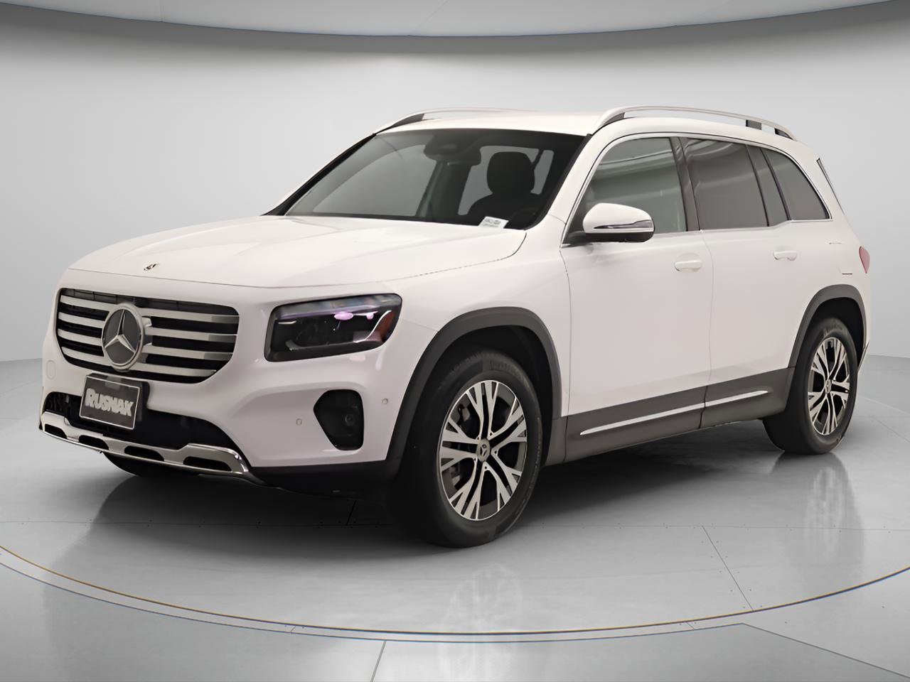Certified 2026 Mercedes-Benz GLB 250 image 3