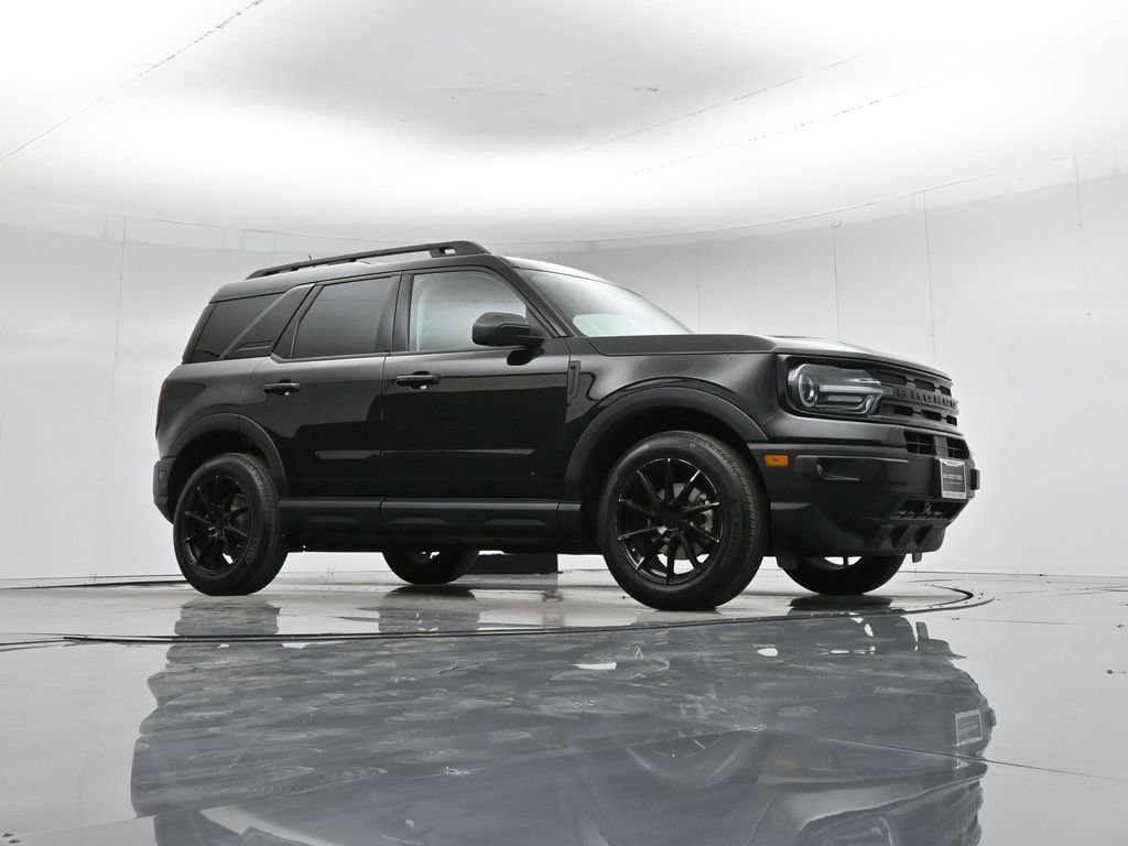 Used 2023 Ford Bronco Sport Outer Banks w/ Tech Package image 3
