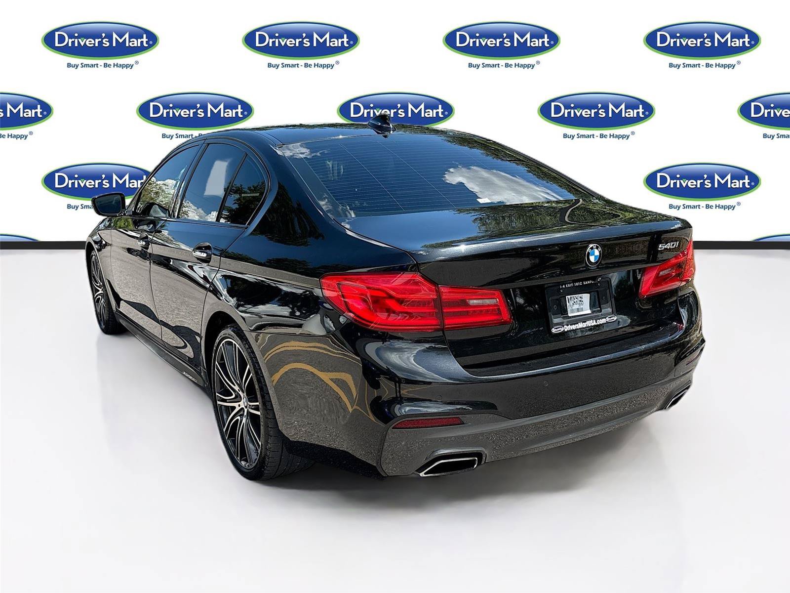 Used 2018 BMW 540i w/ M Sport Package RWD image 5