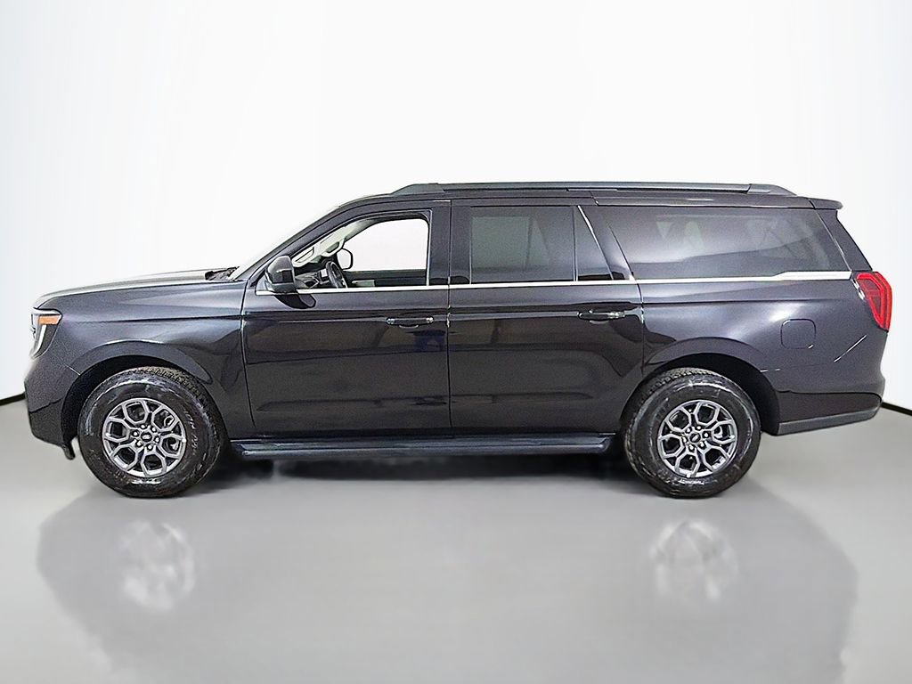 Used 2025 Ford Expedition Max Active AWD/4WD image 13