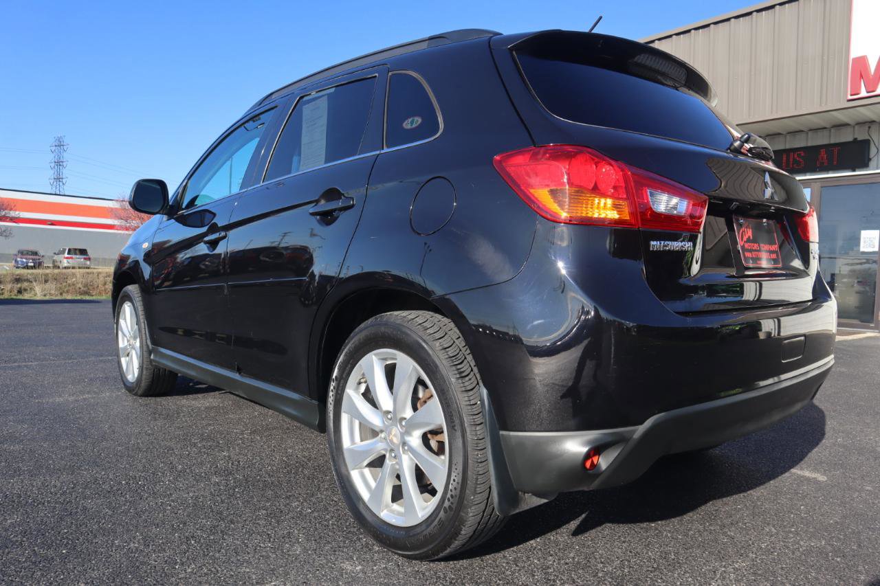 Used 2015 Mitsubishi Outlander Sport SE image 24