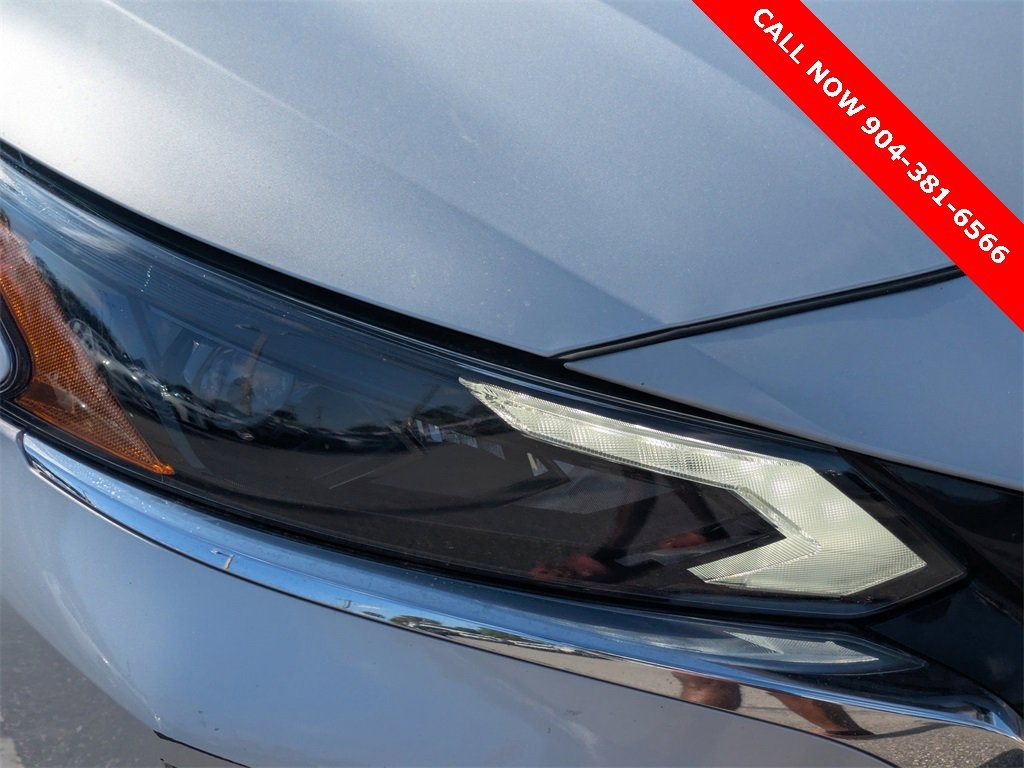 Used 2024 Nissan Altima 2.5 SV image 9