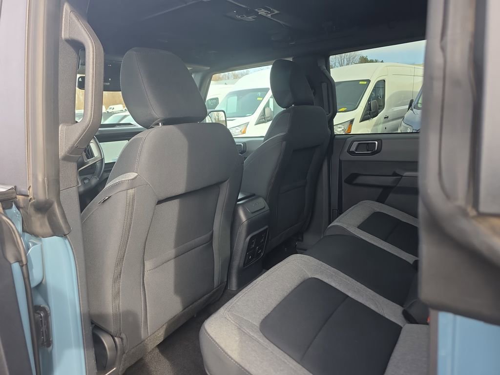 Used 2023 Ford Bronco Big Bend image 17