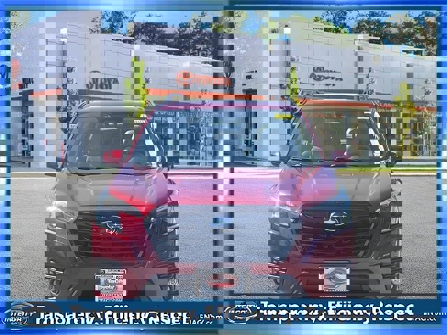 Used 2023 Subaru Forester Premium image 2