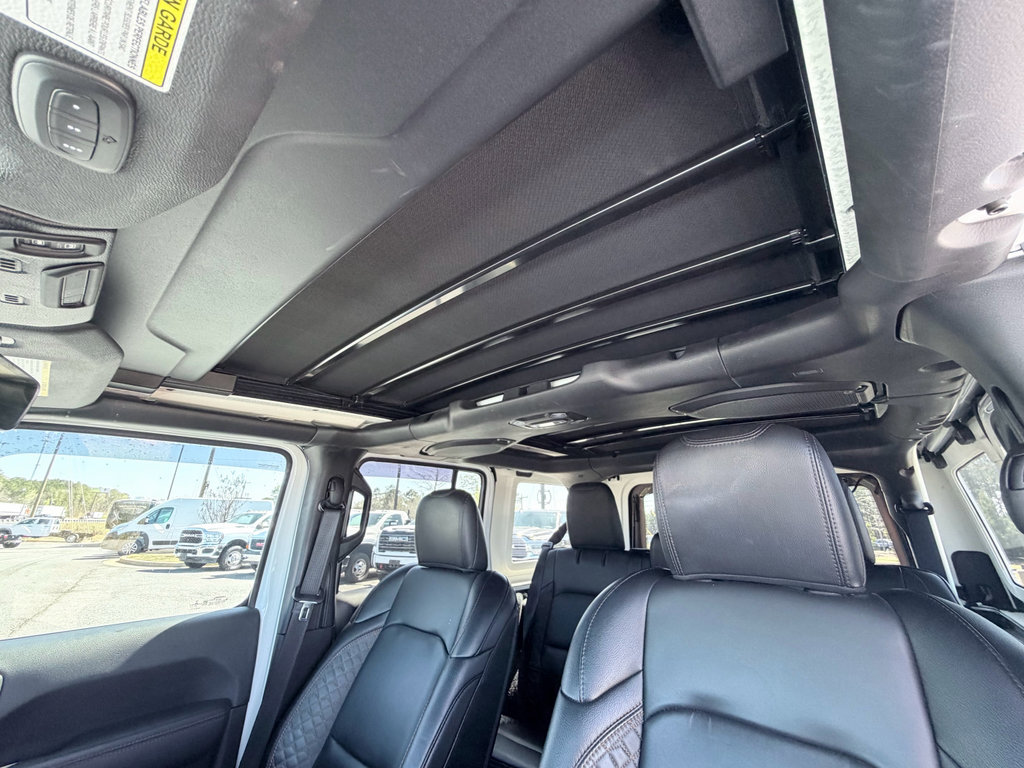 Used 2021 Jeep Wrangler Unlimited Sahara image 11