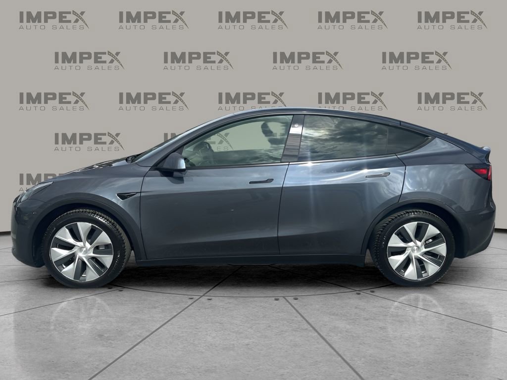Used 2021 Tesla Model Y Long Range image 2