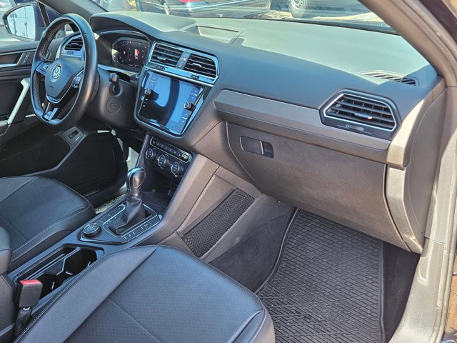 Used 2019 Volkswagen Tiguan S image 18