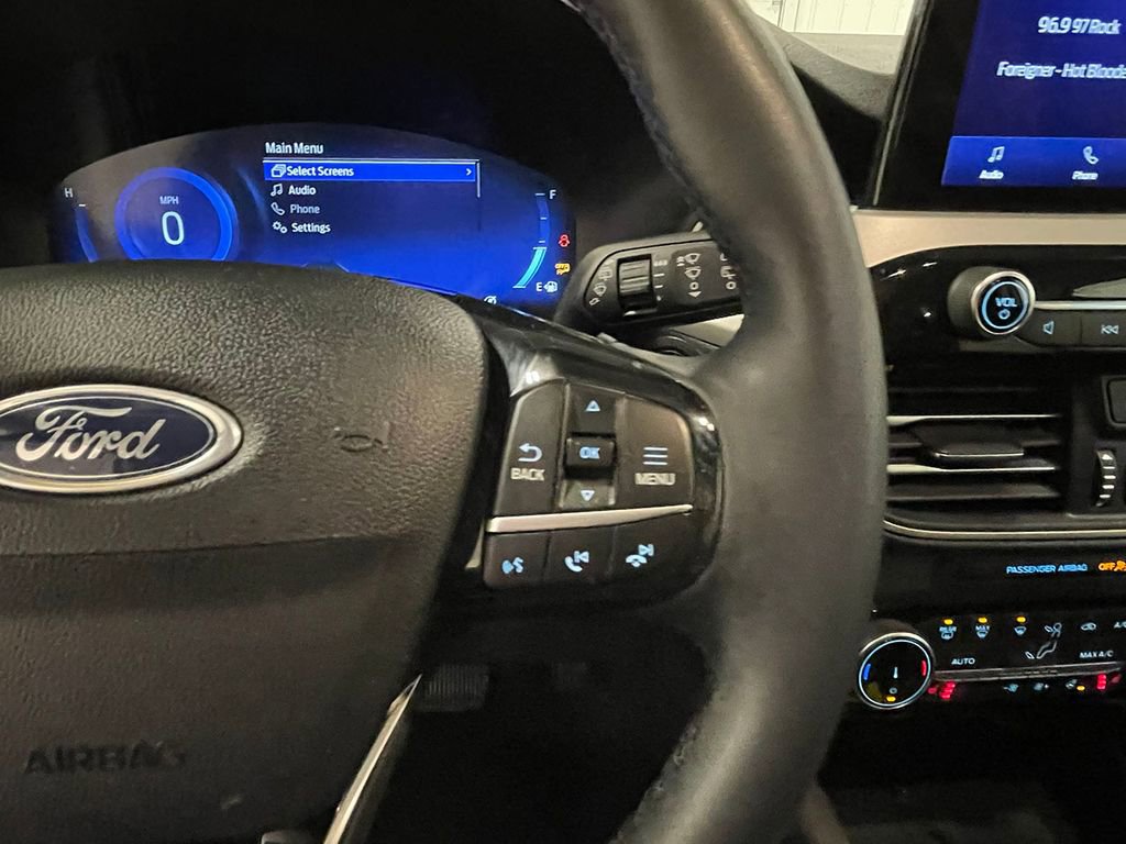 Used 2022 Ford Escape SEL w/ Technology Package image 37