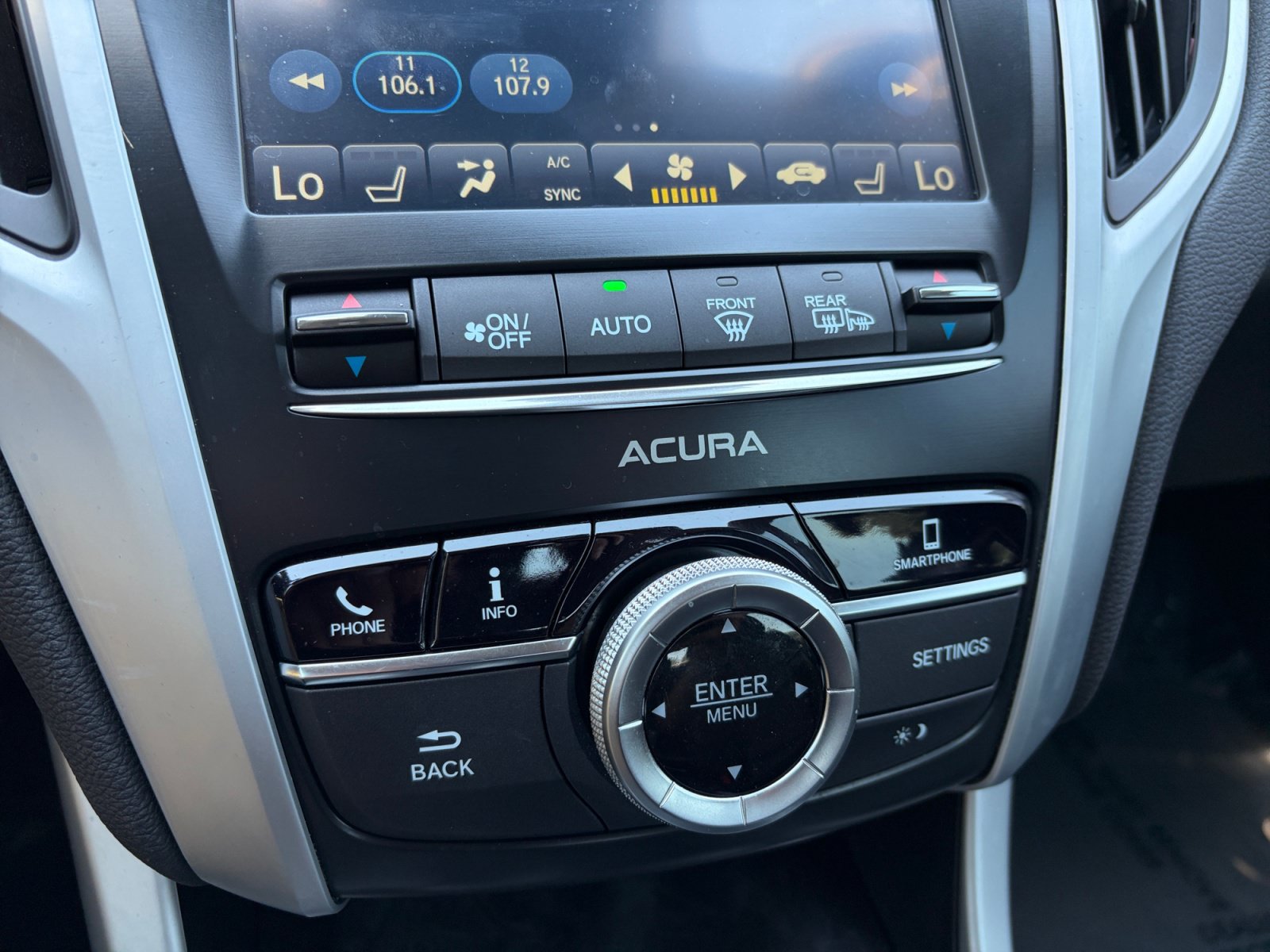 Used 2018 Acura TLX V6 SH-AWD image 24