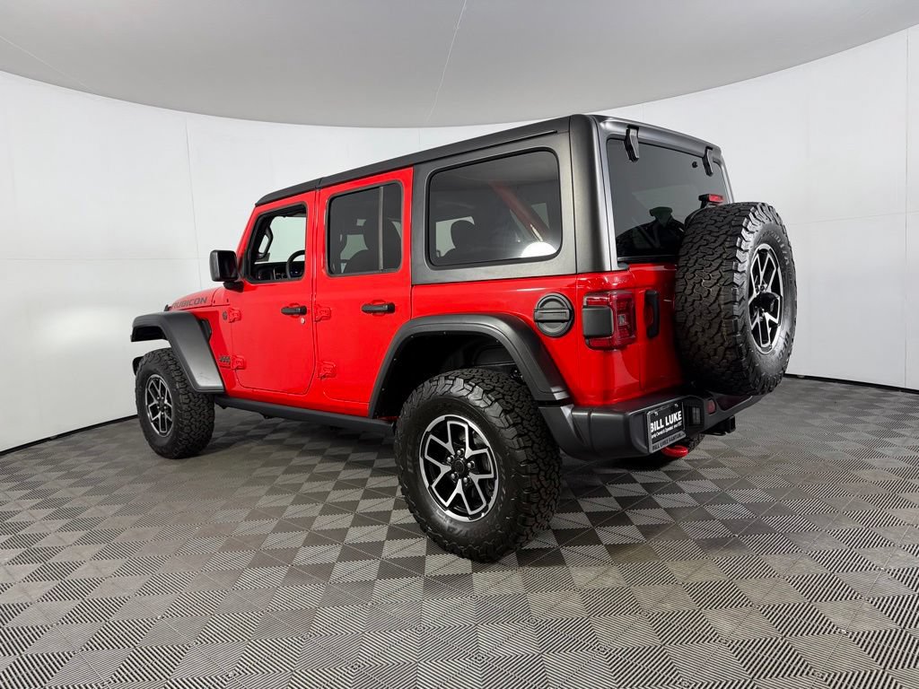 Used 2024 Jeep Wrangler Unlimited Rubicon AWD/4WD image 8