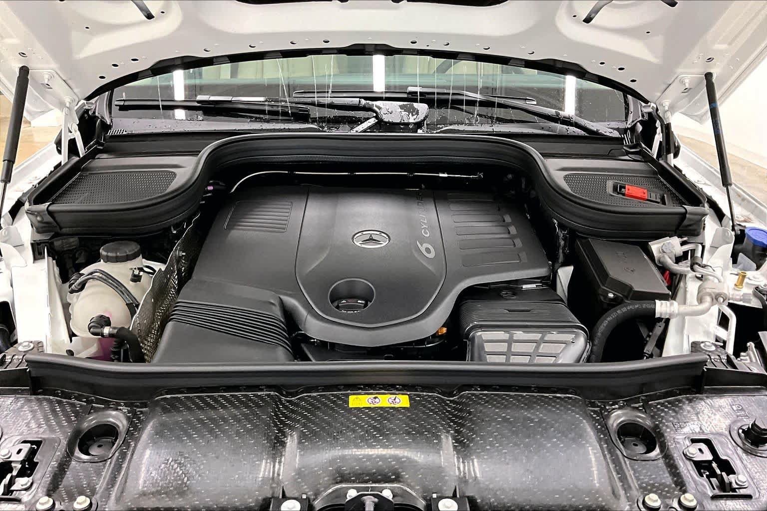 New 2026 Mercedes-Benz GLS 450 4MATIC image 16