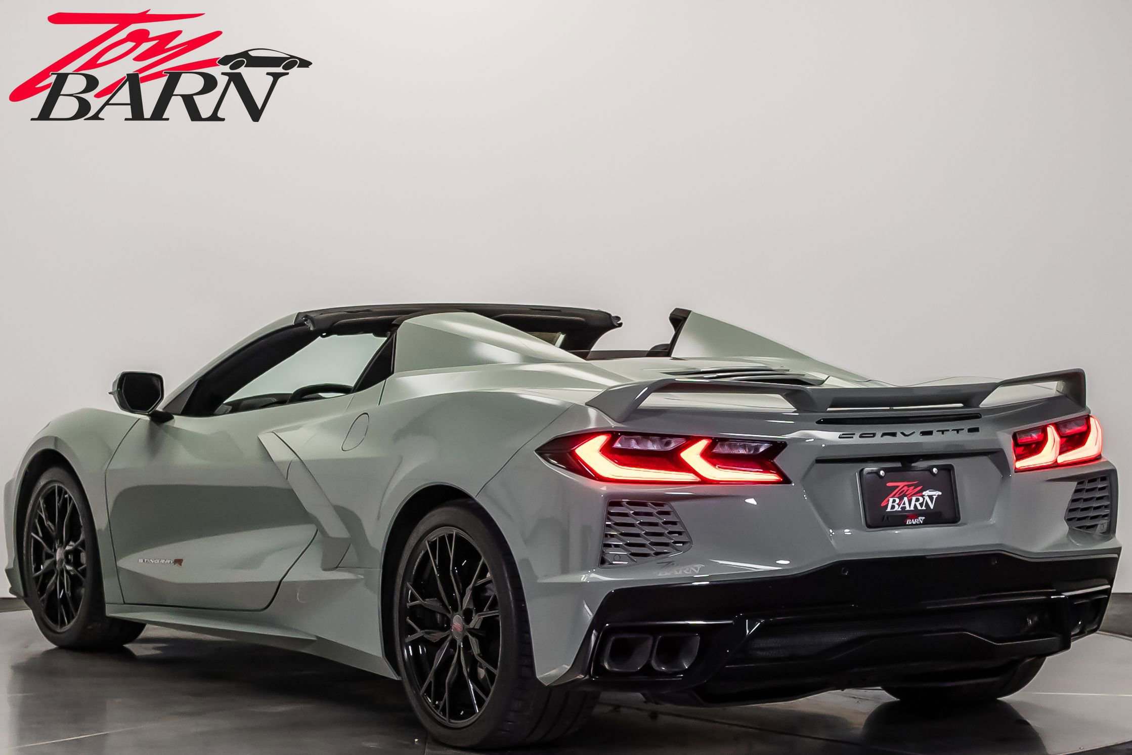 Used 2024 Chevrolet Corvette Stingray Preferred Conv w/ Z51 Performance Package image 3