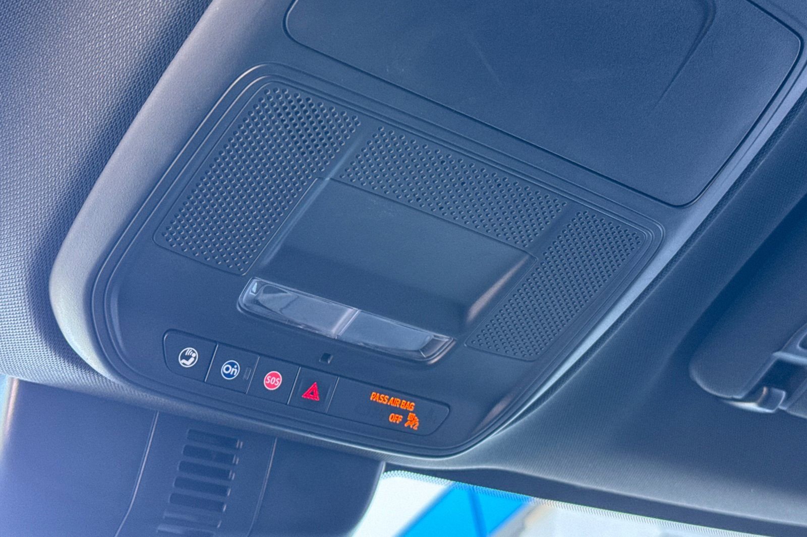 Used 2025 Chevrolet Traverse Z71 image 26