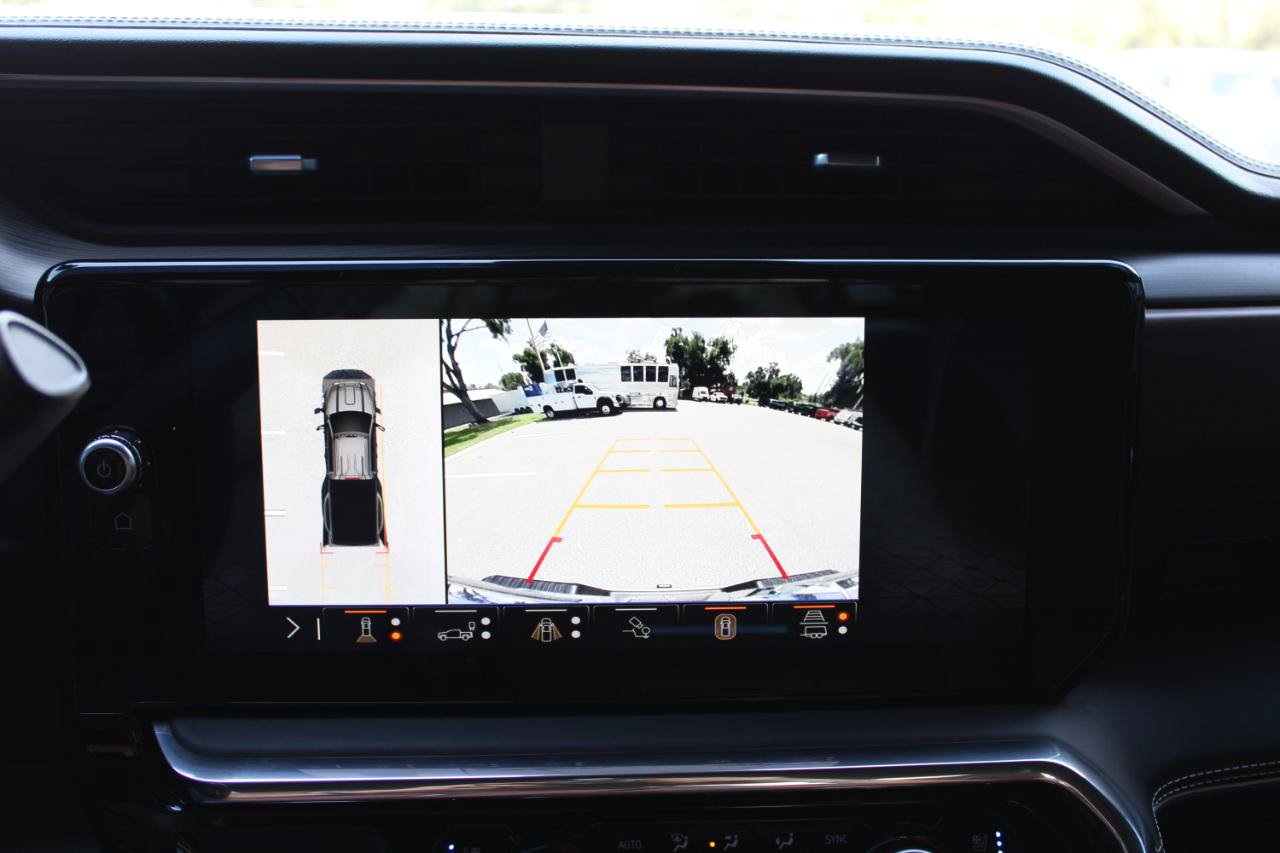 Used 2024 GMC Sierra 3500 Denali Ultimate AWD/4WD image 27